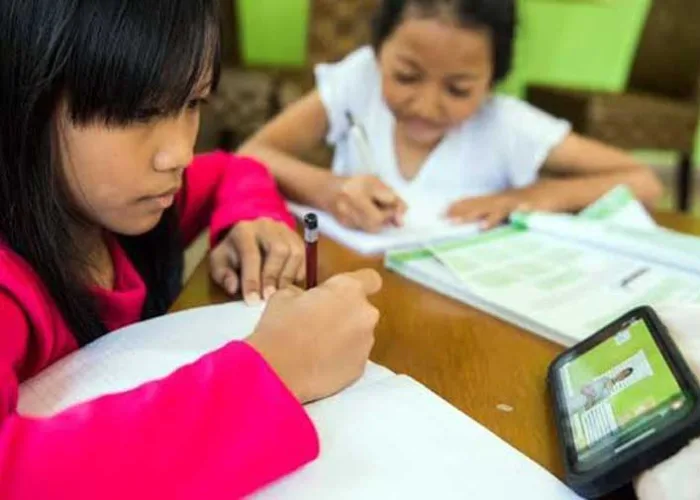Udara Pekanbaru Masih Tak Sehat, Siswa Kembali Belajar dari Rumah