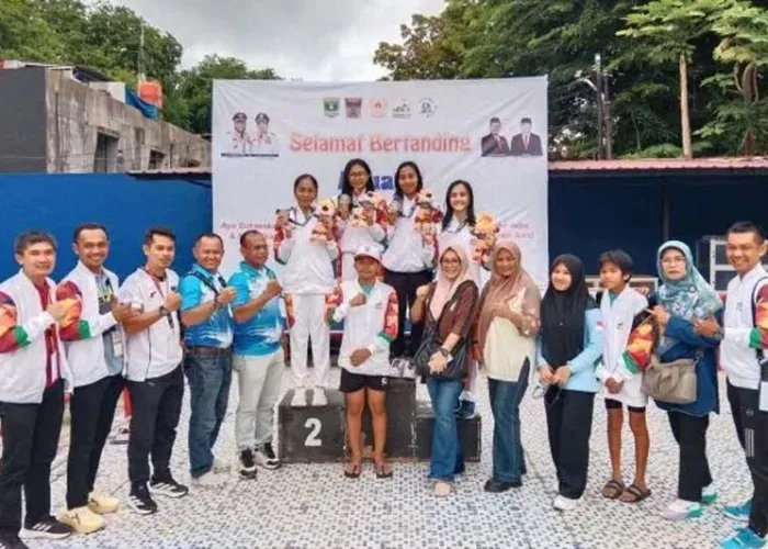 Cabang Akuatik Dharmasraya Sabet Empat Medali di Porprov XVI Sumbar