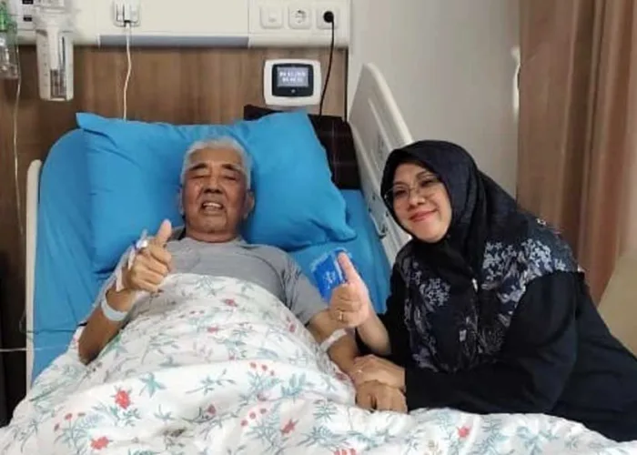 Tangis Afni Zulkifli Untuk Arwin AS: Saya Seperti Anak Kehilangan Bapak