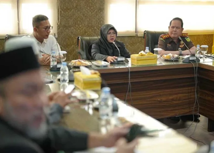 Gandeng Kejati Riau, Bupati Afni Benahi Aset Daerah Terbengkalai