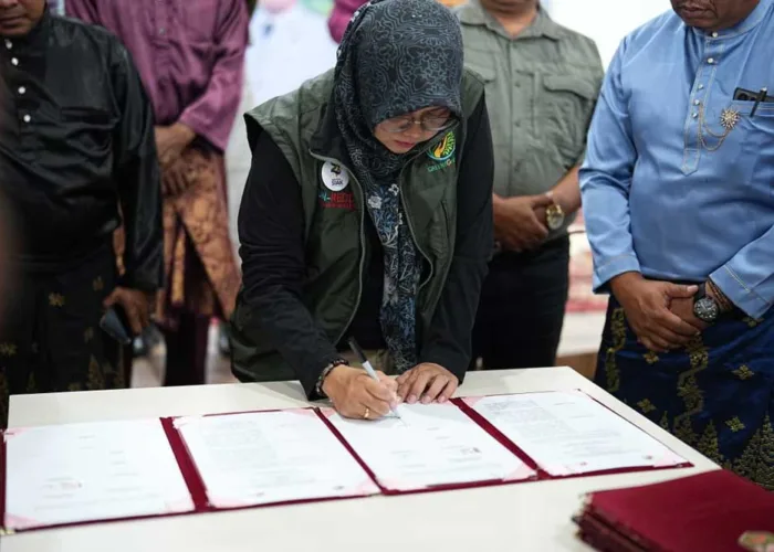 Bupati Afni Tegaskan Hak Plasma, PT AIP Sepakati Kebun Masyarakat Siak Rp57 Miliar