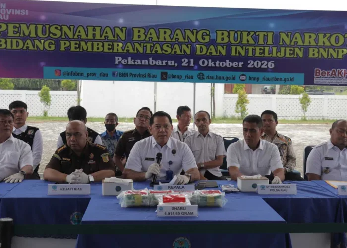 BNNP Riau Musnahkan Hampir 5 Kg Sabu Senilai Rp7,37 Miliar, Seorang Kurir Ditangkap