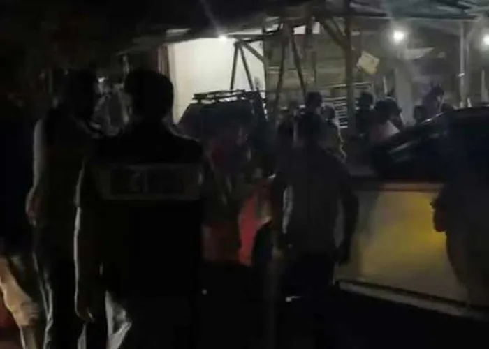 Polda Riau Gerebek Lokasi Solar Ilegal di Kampar, Warga Sempat Halangi Polisi