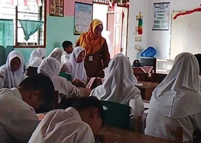 Asap Belum Sepenuhnya Hilang, Sekolah di Pekanbaru Batasi Kegiatan Luar Kelas